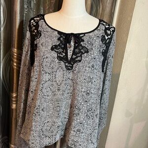 Unique Alfani layered blouse XL